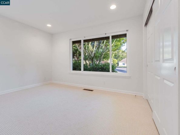 9 Irvine Drive, Moraga CA 94556