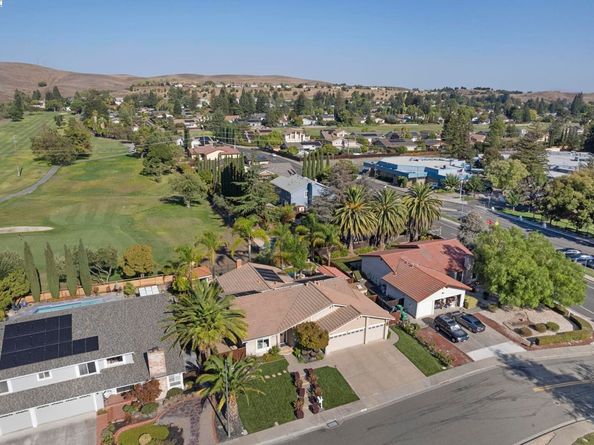 820 Pinehurst Pl, San Ramon CA 94583