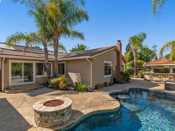 820 Pinehurst Pl, San Ramon CA 94583