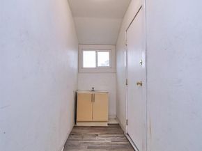 2103 Myrtle St, Oakland CA 94607