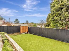 9883 Lawlor St, Oakland CA 94605