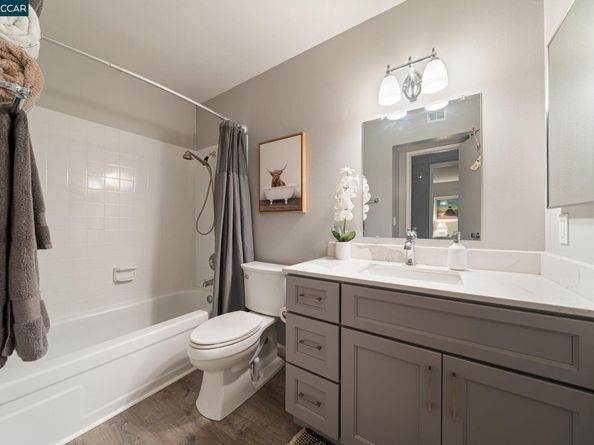 320 N Civic Drive 407, Walnut Creek CA 94596