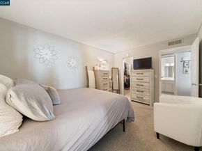 320 N Civic Drive 407, Walnut Creek CA 94596