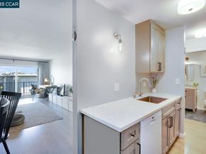 567 Oakland 305, Oakland CA 94611