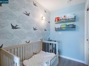 567 Oakland 305, Oakland CA 94611