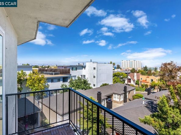 567 Oakland 305, Oakland CA 94611