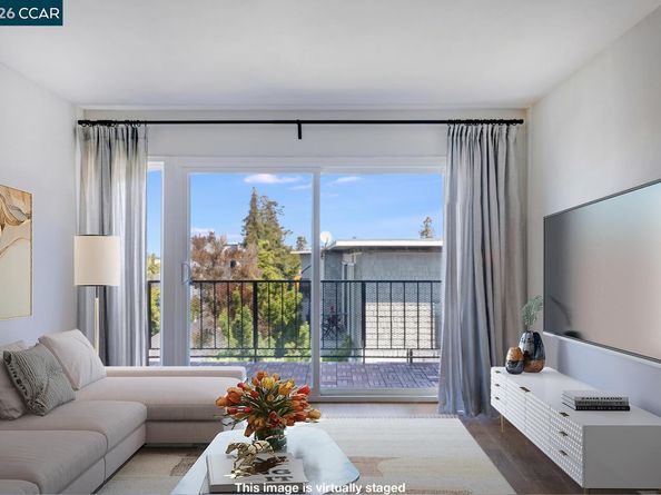 567 Oakland 305, Oakland CA 94611