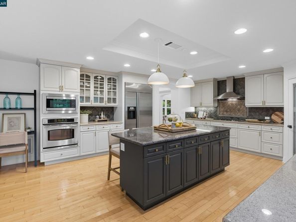4 Bueno Ct, Danville CA 94526