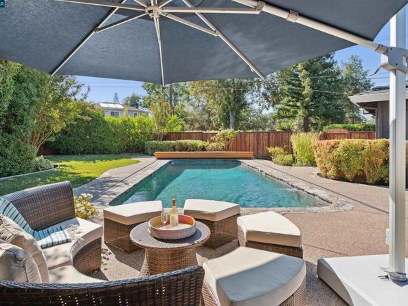 4 Bueno Ct, Danville CA 94526