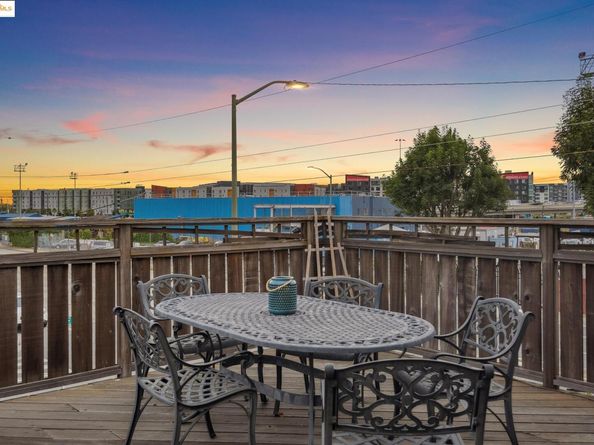 530 E 8Th St 207, Oakland CA 94606