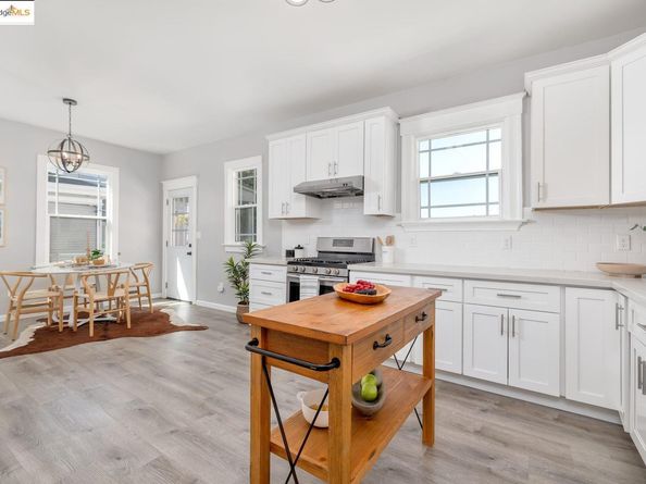 1837 7Th Ave, Oakland CA 94606