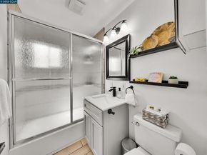 2860 Laguna St, Concord CA 94518