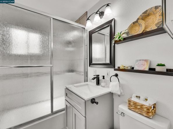 2860 Laguna St, Concord CA 94518