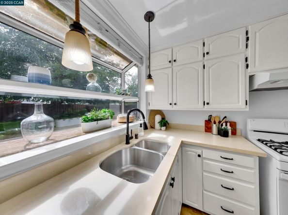 2860 Laguna St, Concord CA 94518