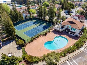 21109 Gary Dr 220, Hayward CA 94546