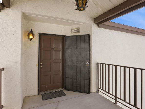 21109 Gary Dr 220, Hayward CA 94546