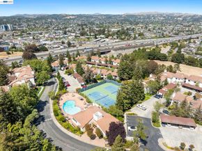 21109 Gary Dr 220, Hayward CA 94546