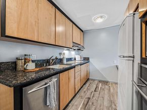 3945 Harrison St 23, Oakland CA 94611