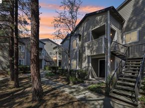 630 Canyon Oaks Drive D, Oakland CA 94605