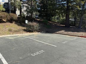 630 Canyon Oaks Drive D, Oakland CA 94605