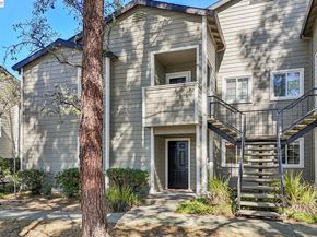 630 Canyon Oaks Drive D, Oakland CA 94605
