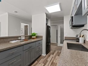 590 El Dorado Ave 214, Oakland CA 94611