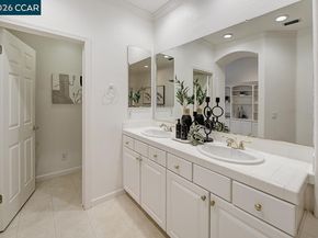 2994 Saklan Indian, Walnut Creek CA 94595