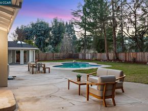 209 Farm Hill Ct, Danville CA 94526