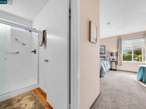 121 Fir Ct, Hercules CA 94547