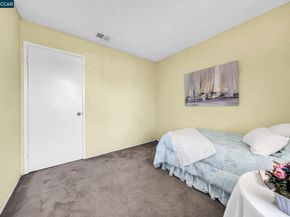 121 Fir Ct, Hercules CA 94547