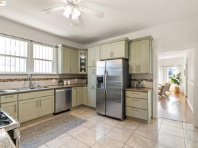 2005 36th Avenue, Oakland CA 94601