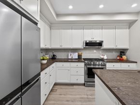 5425 Melissa Ln 221, Dublin CA 94568