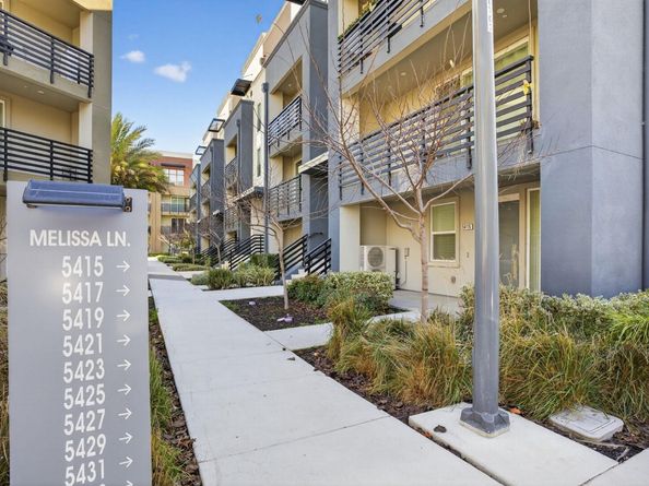5425 Melissa Ln 221, Dublin CA 94568