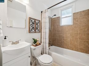 3185 Claudia Dr., Concord CA 94519