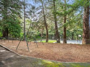 209 Fairlawn Drive, Berkeley CA 94708