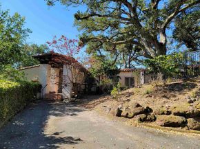 40 Hilldale Ct, Orinda CA 94563