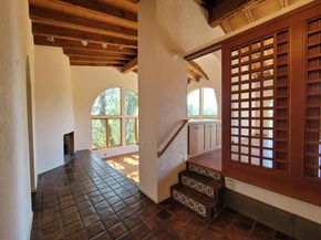 40 Hilldale Ct, Orinda CA 94563