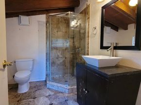 40 Hilldale Ct, Orinda CA 94563