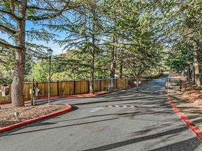 3285 Monika Ln, Hayward CA 94541