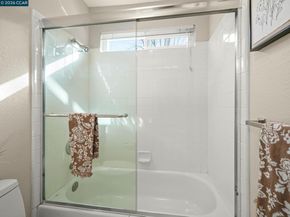 376 Blue Oak Ln, Clayton CA 94517