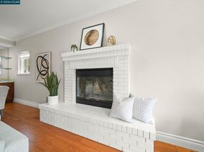 376 Blue Oak Ln, Clayton CA 94517