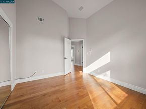 376 Blue Oak Ln, Clayton CA 94517