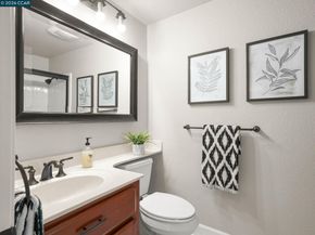 376 Blue Oak Ln, Clayton CA 94517