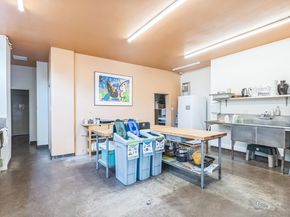 2550 dana 2F, Berkeley CA 94704