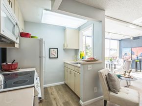 2550 dana 2F, Berkeley CA 94704