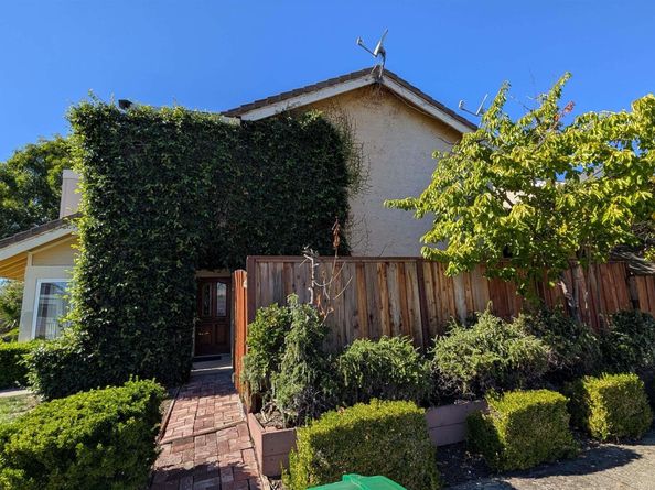 10013 Foxboro Cir, San Ramon CA 94583