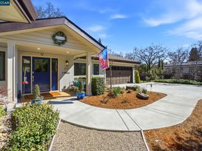 8 Simo Street, Alamo CA 94507