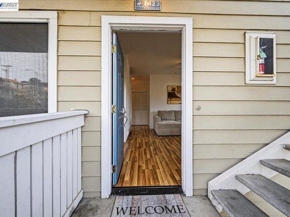 2423 Creekside Ct, Hayward CA 94542