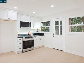 6055 Majestic Ave, Oakland CA 94605