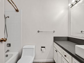 771 Kingston Ave 104, Oakland CA 94611